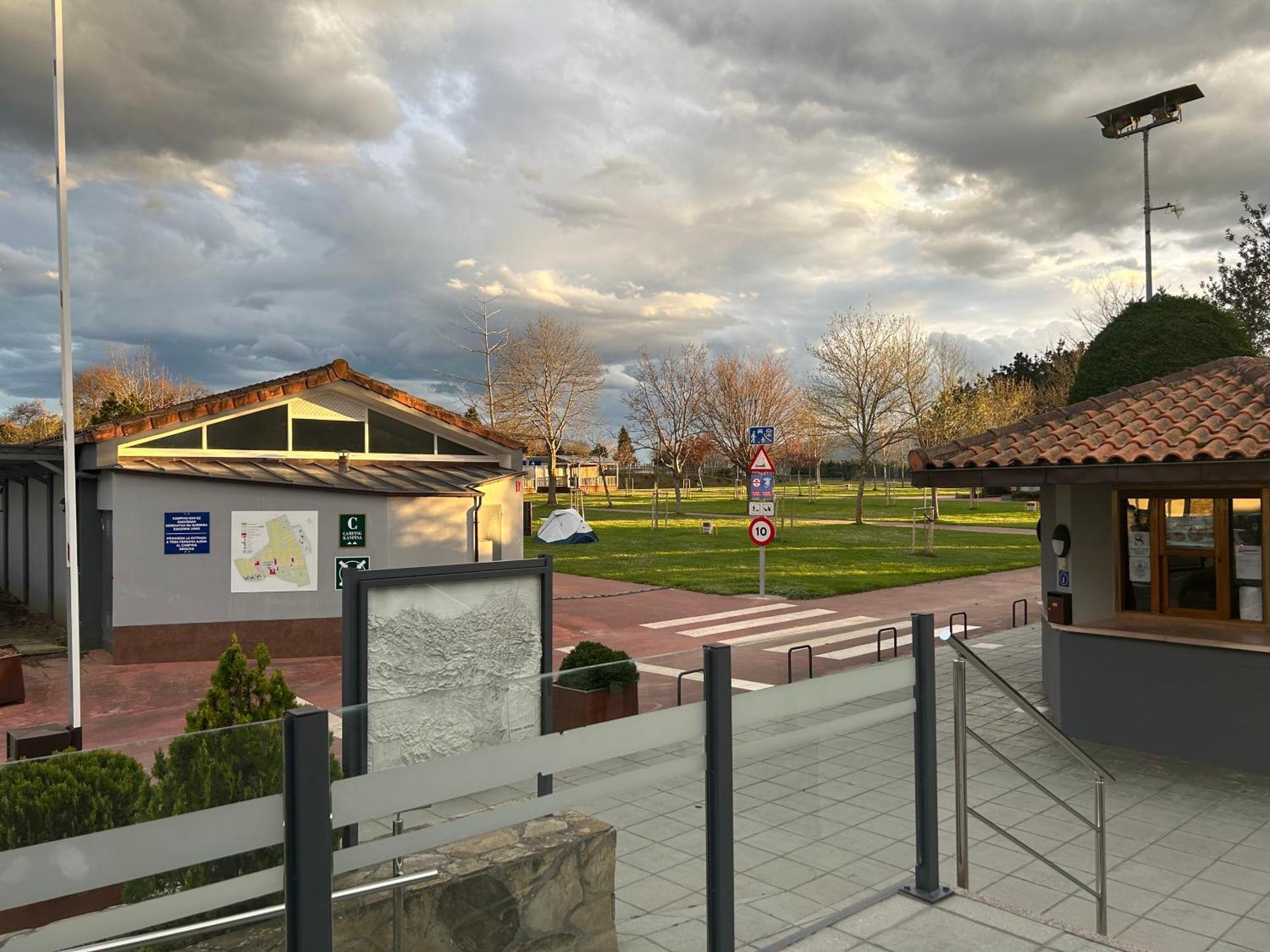 Camping & Bungalows Leagi Mendexa 외부 사진